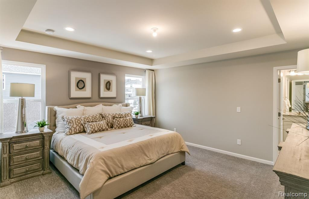 745 HAYWOOD Drive, Saline, MI 48176 — Photo 5