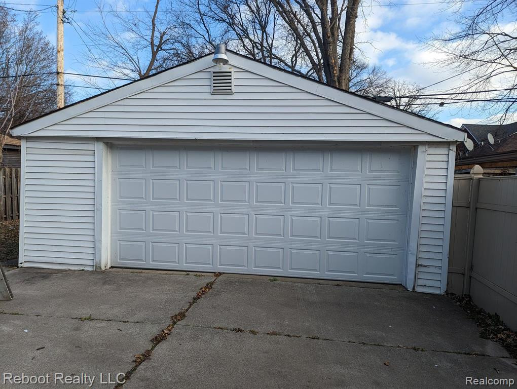 5936 KENSINGTON Avenue, Detroit, MI 48224 — Photo 13