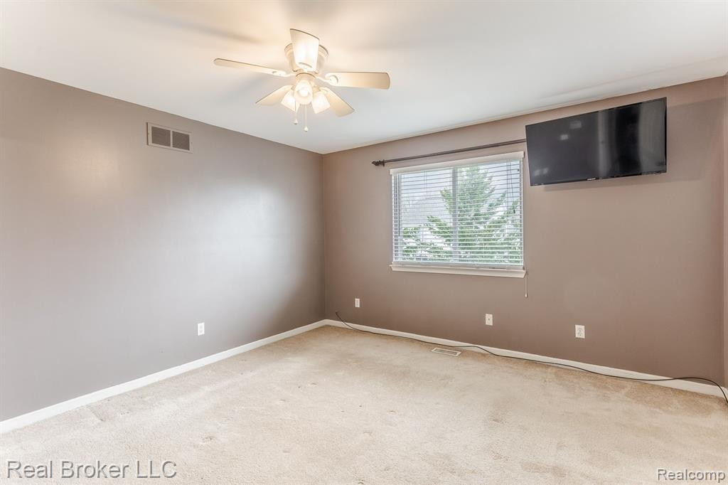 5360 WILD DAISY, Clarkston, MI — Photo 4