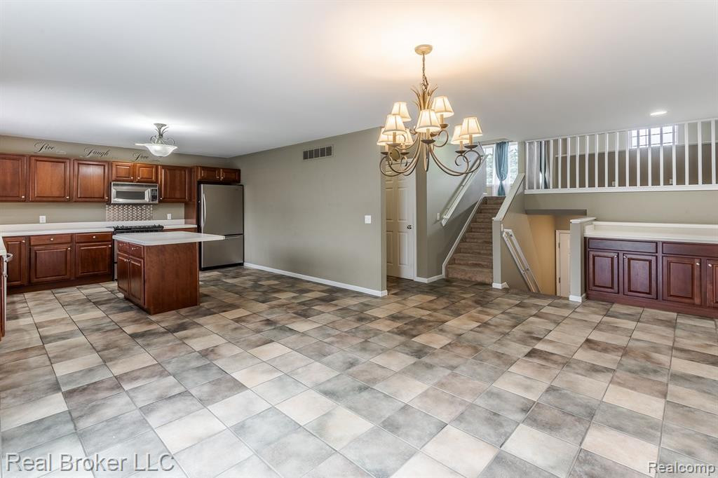 5360 WILD DAISY, Clarkston, MI — Photo 17