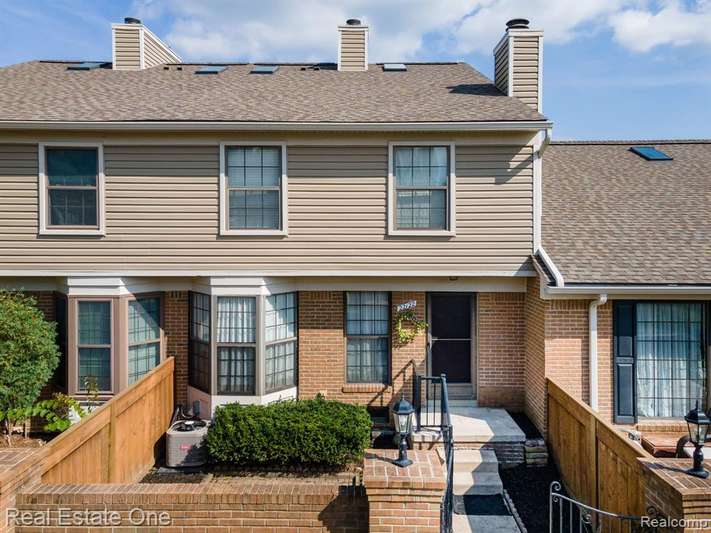 22122 EDGEWATER, Novi, MI — front exterior