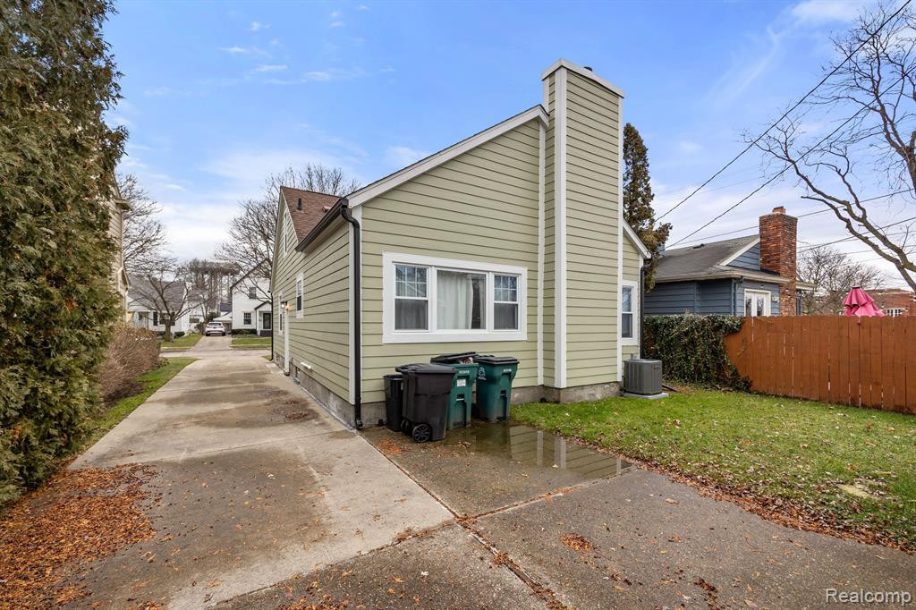 427 SMITH Avenue, Birmingham, MI 48009 — Photo 29