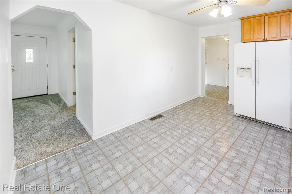 5900 Wright Drive, Troy, MI 48098 — Photo 27