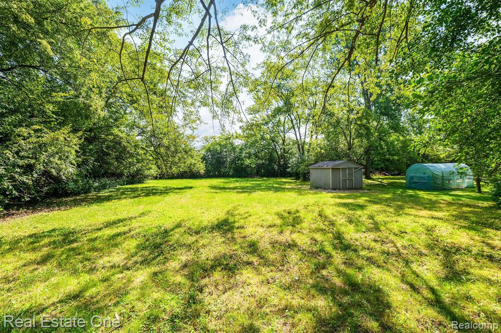 5900 Wright Drive, Troy, MI 48098 — Photo 38