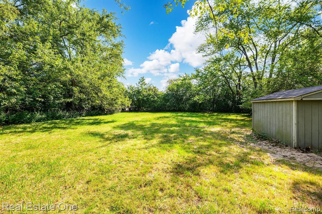5900 Wright Drive, Troy, MI 48098 — Photo 39