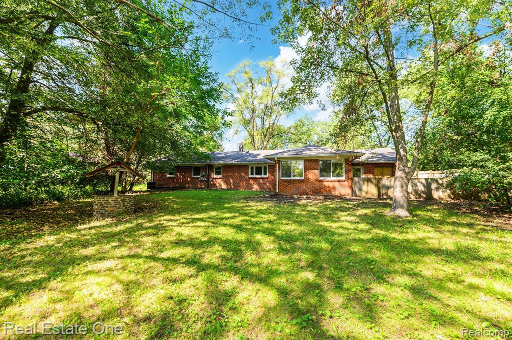 5900 Wright Drive, Troy, MI 48098 — Photo 41