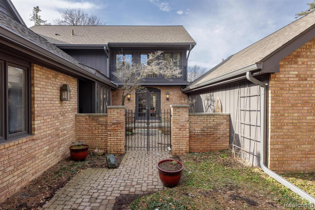 1888 Pine Ridge Lane, Bloomfield Hills, MI 48302 — Photo 4