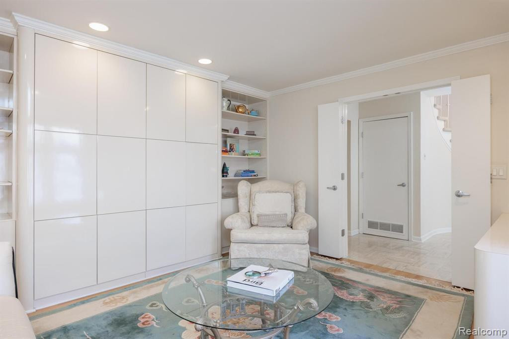 1888 Pine Ridge Lane, Bloomfield Hills, MI 48302 — Photo 22