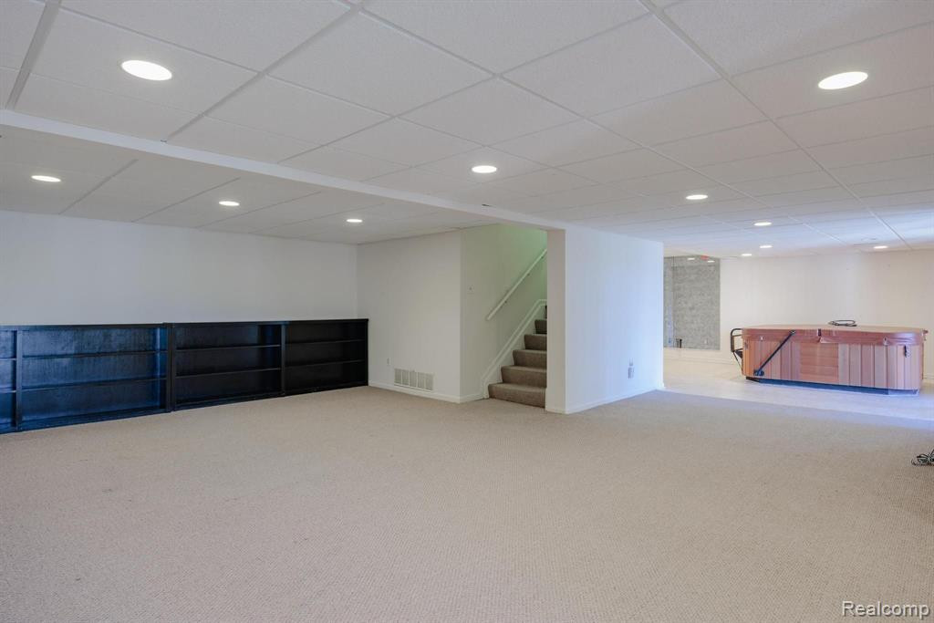 1888 Pine Ridge Lane, Bloomfield Hills, MI 48302 — Photo 33
