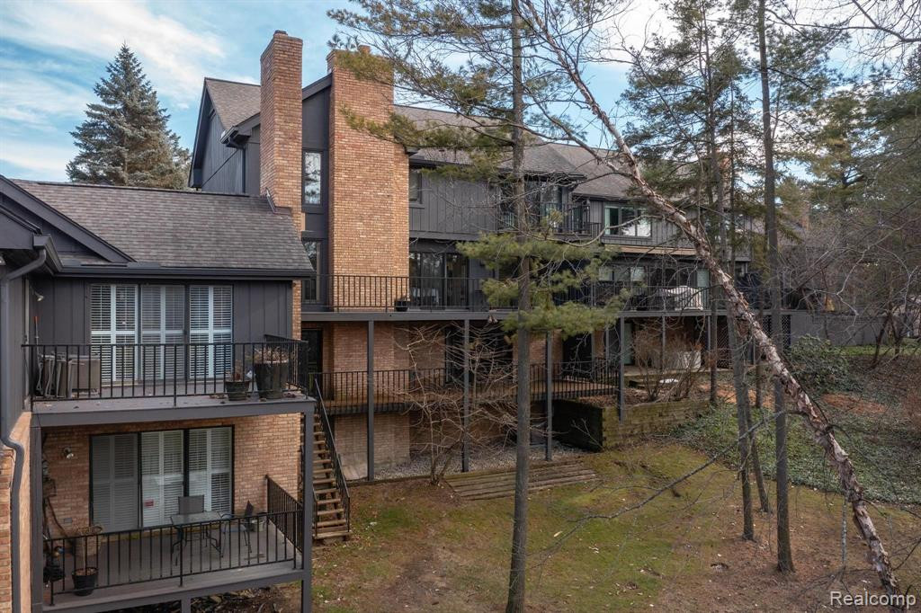1888 Pine Ridge Lane, Bloomfield Hills, MI 48302 — Photo 41
