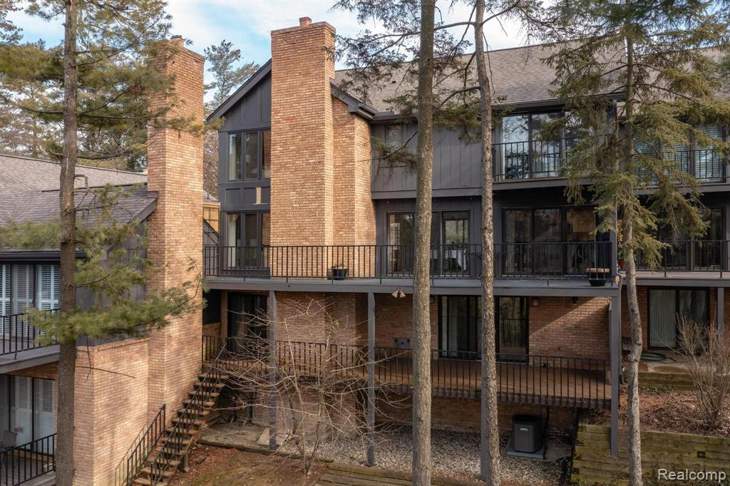1888 Pine Ridge Lane, Bloomfield Hills, MI 48302 — Photo 42
