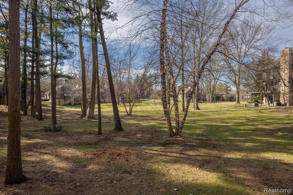 1888 Pine Ridge Lane, Bloomfield Hills, MI 48302 — Photo 50