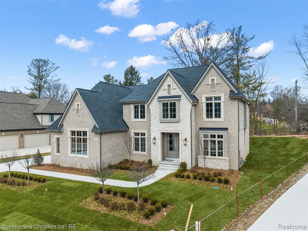 22573 Montebello Court, Novi, MI — Photo 2