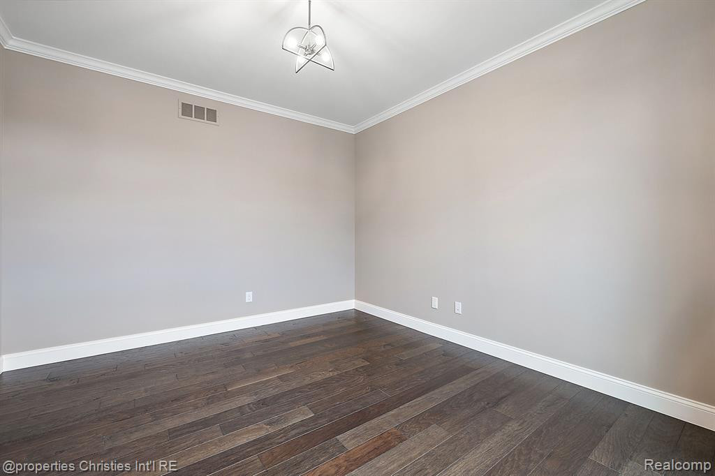 22573 Montebello Court, Novi, MI — Photo 10