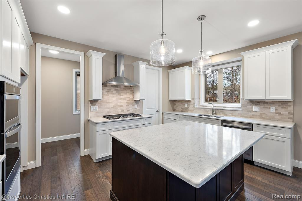 22573 Montebello Court, Novi, MI — Photo 19