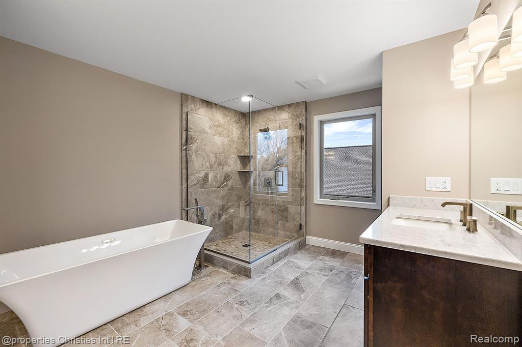 22573 Montebello Court, Novi, MI — Photo 33