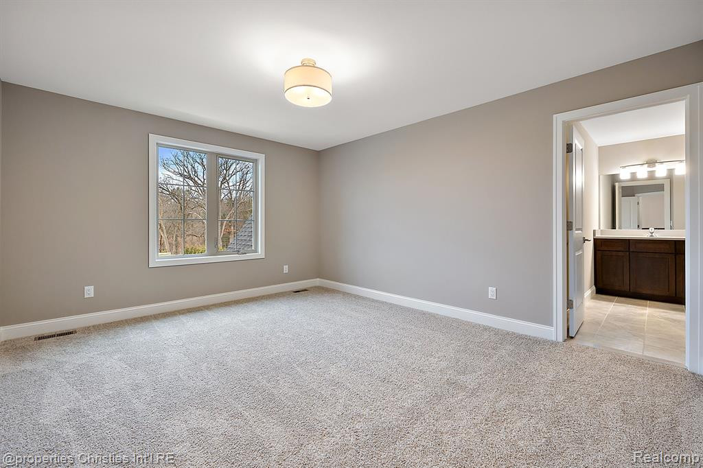 22573 Montebello Court, Novi, MI — Photo 38