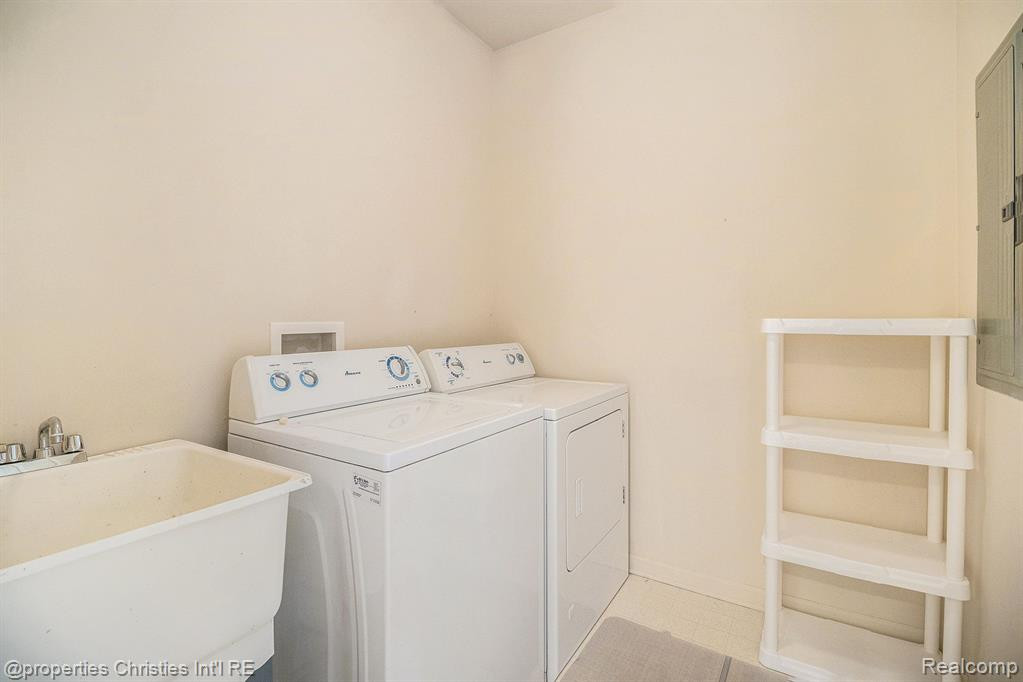 290 Roosevelt, Canton, MI 48188 — Photo 14