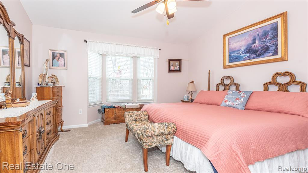 793 WOODHAVEN Drive, Commerce Twp, MI 48390 — Photo 28