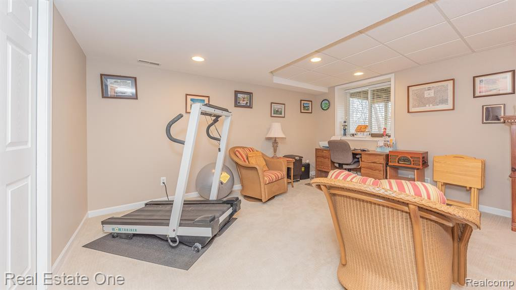793 WOODHAVEN Drive, Commerce Twp, MI 48390 — Photo 44
