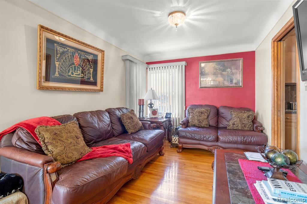 7628 MIDDLEPOINTE Street, Dearborn, MI 48126 — Photo 10