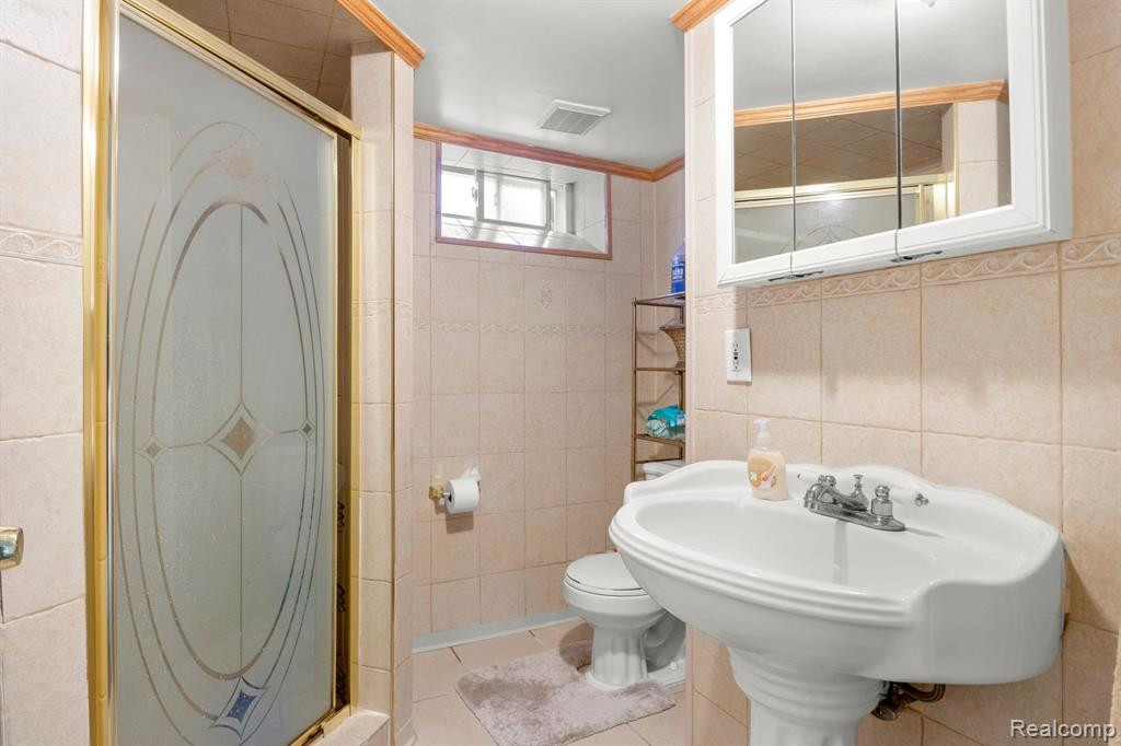 7628 MIDDLEPOINTE Street, Dearborn, MI 48126 — Photo 29