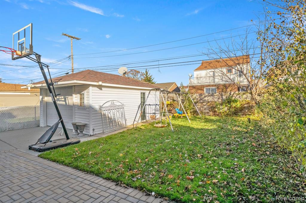 7628 MIDDLEPOINTE Street, Dearborn, MI 48126 — Photo 35