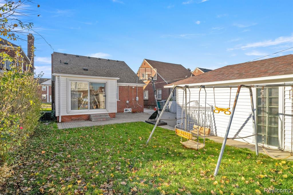 7628 MIDDLEPOINTE Street, Dearborn, MI 48126 — Photo 37