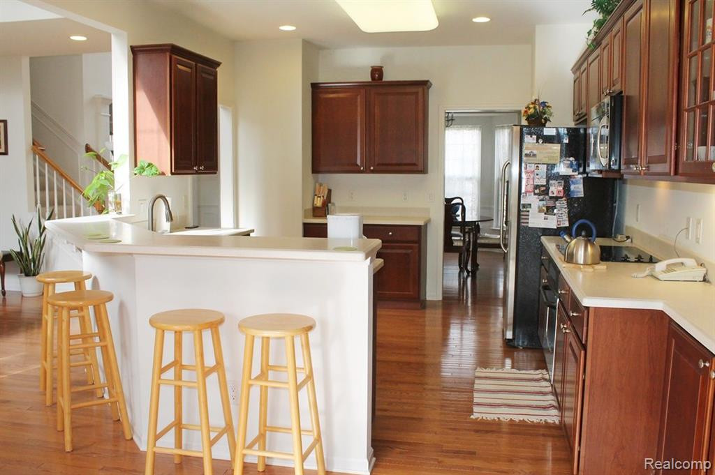 49617 LANSDOWNE Street, Canton, MI 48188 — Photo 18