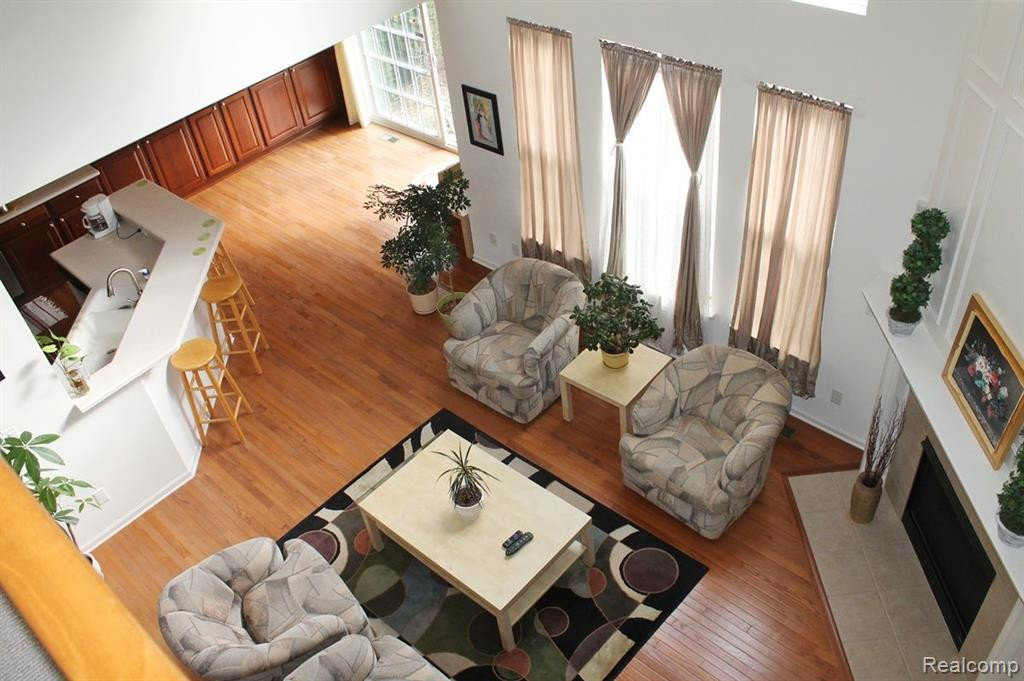49617 LANSDOWNE Street, Canton, MI 48188 — Photo 32