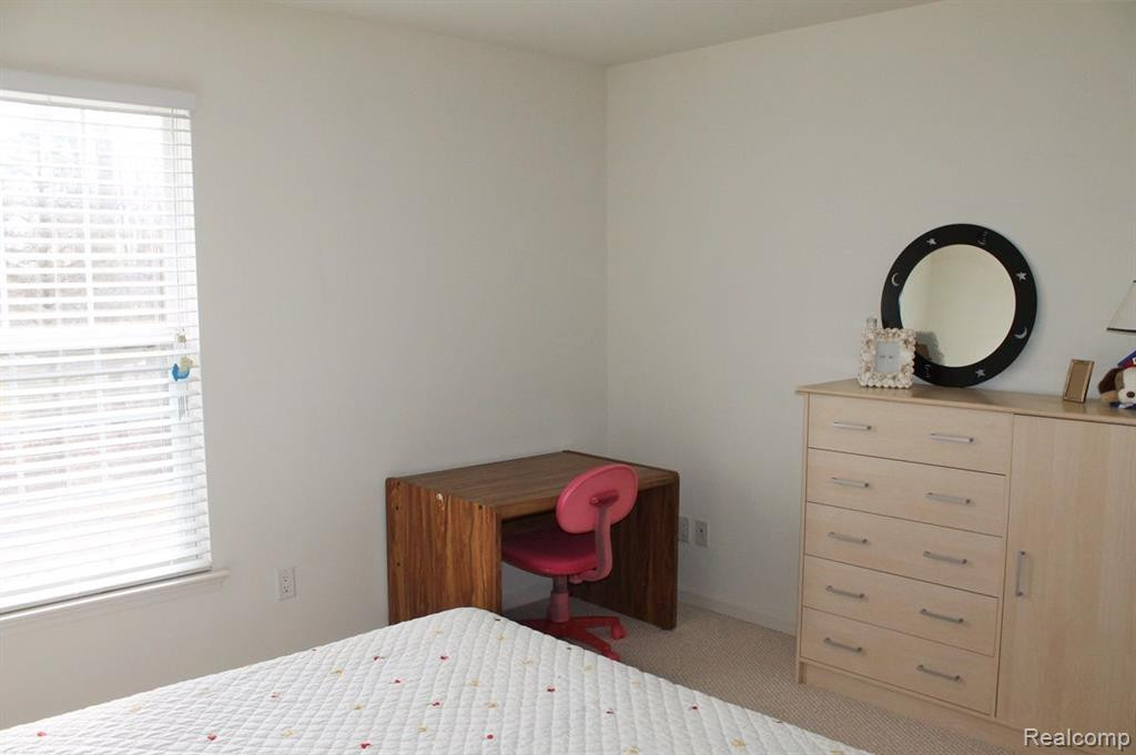 49617 LANSDOWNE Street, Canton, MI 48188 — Photo 38