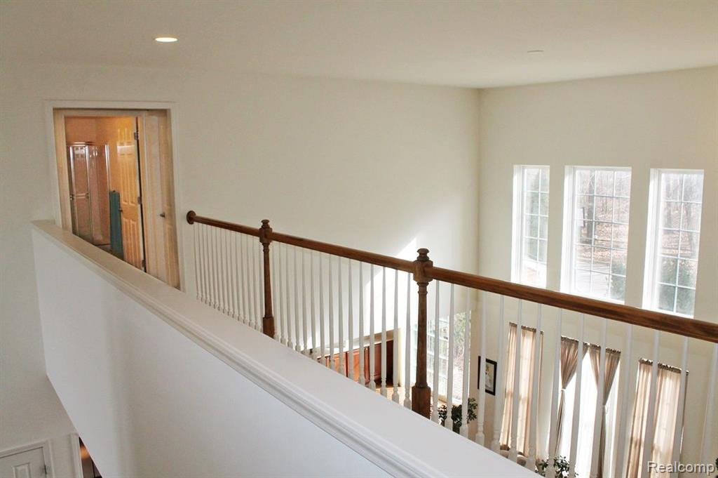 49617 LANSDOWNE Street, Canton, MI 48188 — Photo 46
