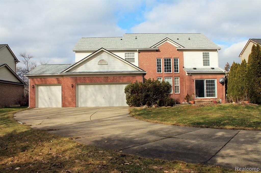 49617 LANSDOWNE Street, Canton, MI 48188 — Photo 64