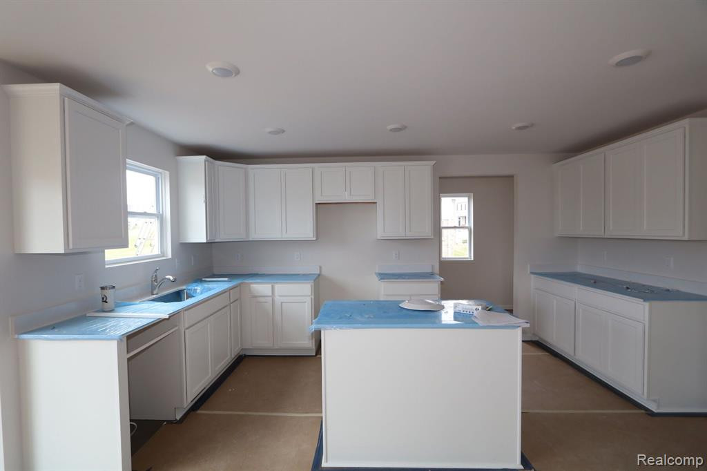 8357 SILICA Drive, White Lake, MI — Photo 3