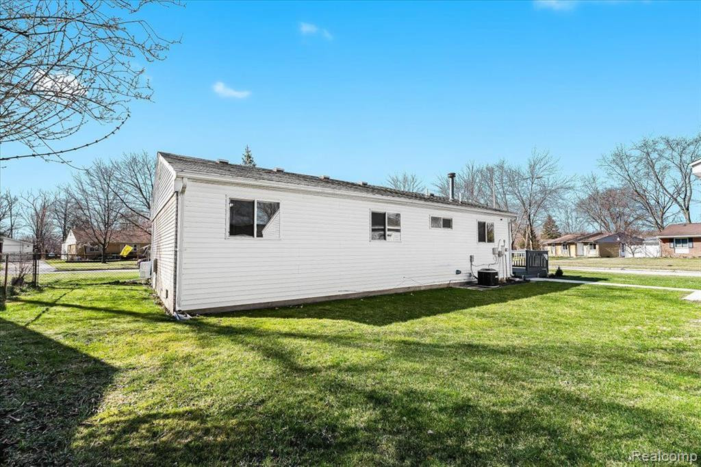 41750 ARTHUR Street, Van Buren, MI 48111 — Photo 7