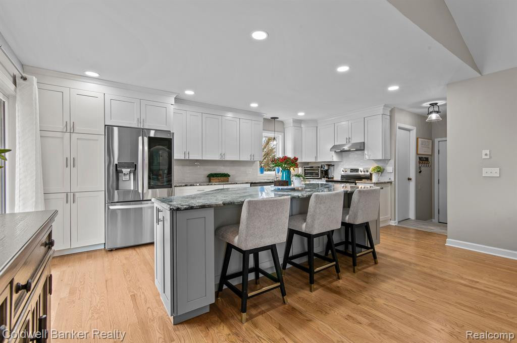 59599 BARKLEY Drive, New Hudson, MI 48165 — Photo 3