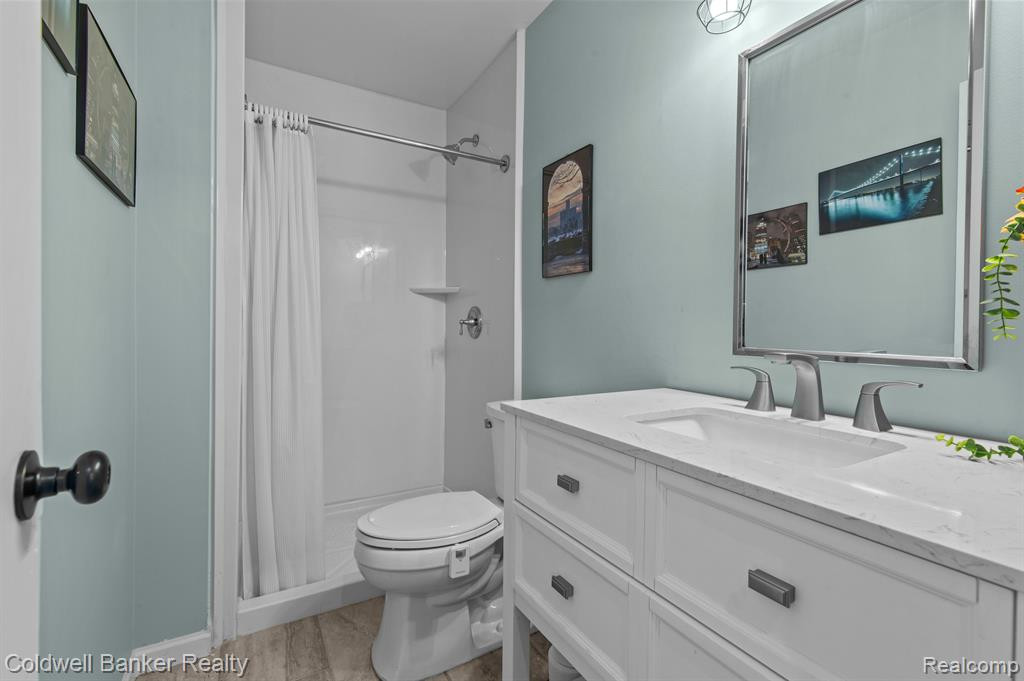 59599 BARKLEY Drive, New Hudson, MI 48165 — Photo 17