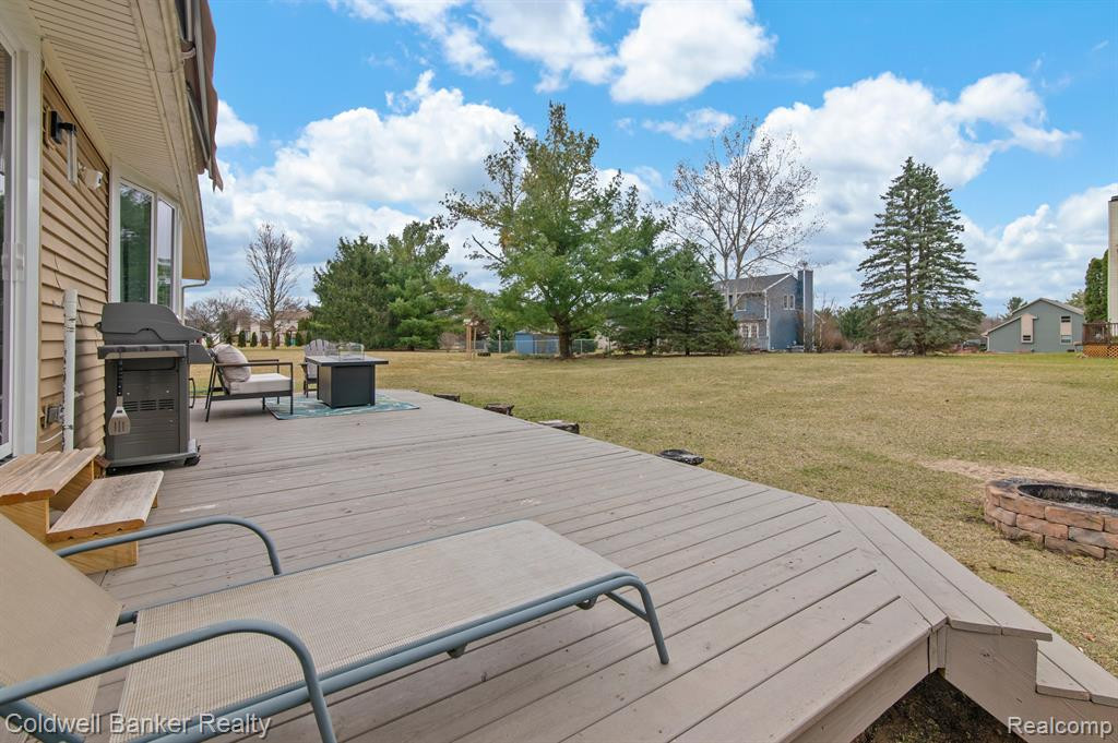 59599 BARKLEY Drive, New Hudson, MI 48165 — Photo 22