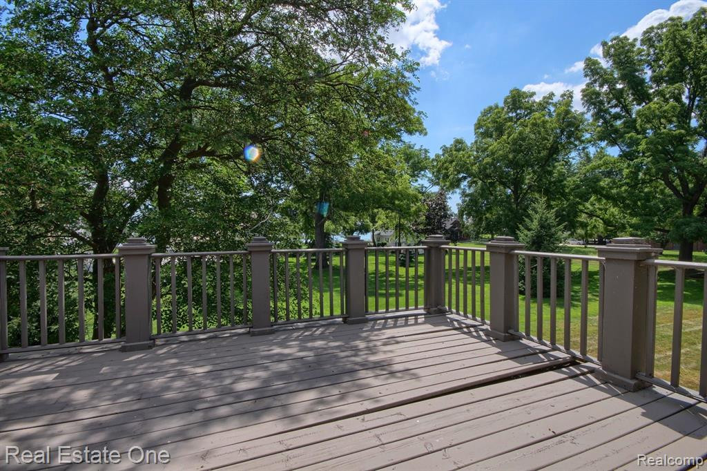 7575 HORSEMILL Road, Grosse Ile, MI 48138 — Photo 19