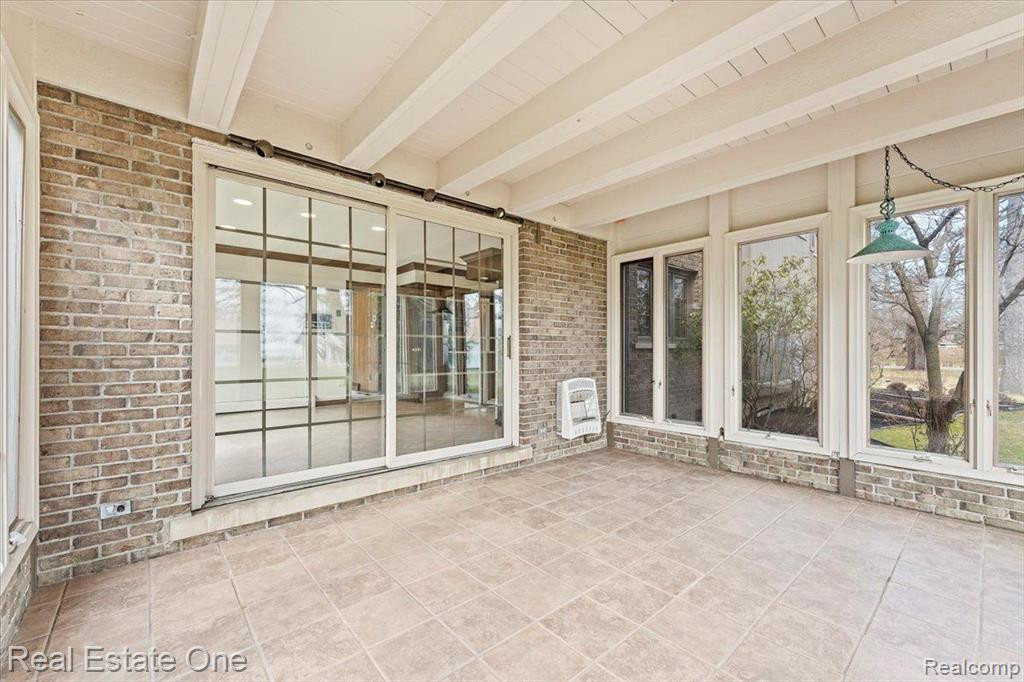 7575 HORSEMILL Road, Grosse Ile, MI 48138 — Photo 35