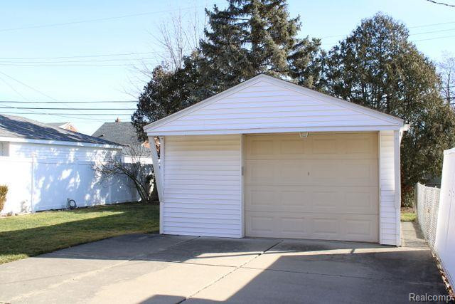 9945 QUANDT Avenue, Allen Park, MI 48101 — Photo 5