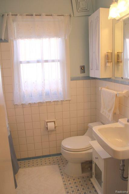 9945 QUANDT Avenue, Allen Park, MI 48101 — Photo 17