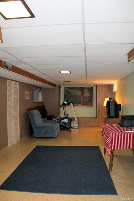 9945 QUANDT Avenue, Allen Park, MI 48101 — Photo 25