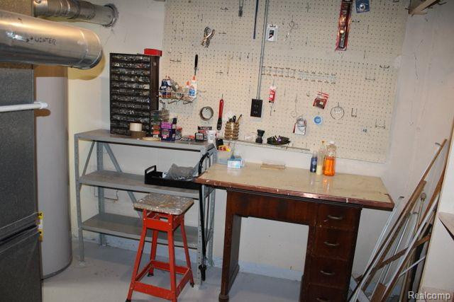 9945 QUANDT Avenue, Allen Park, MI 48101 — Photo 27