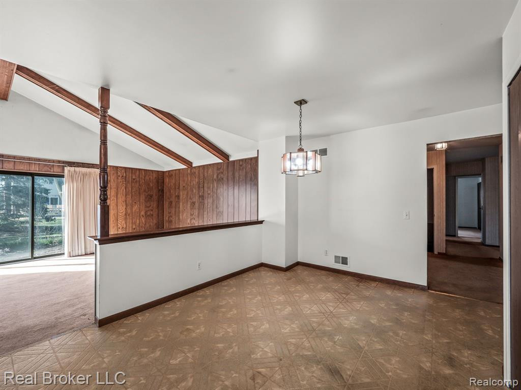 823 WESLEY Drive, Troy, MI 48098 — Photo 6