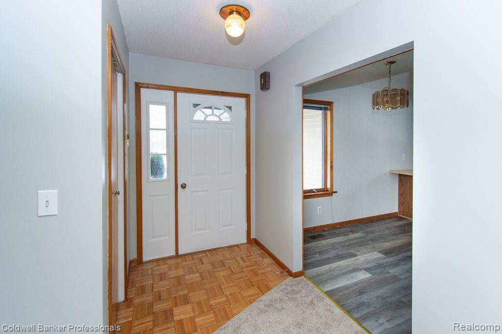 7299 Potter Road, Flushing, MI 48433 — Photo 4