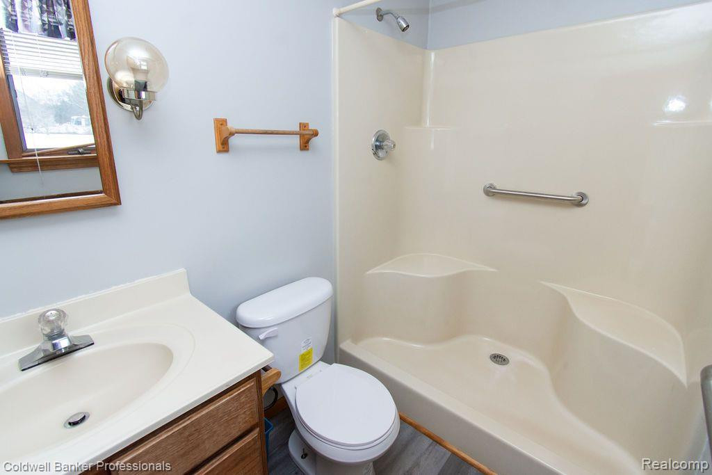 7299 Potter Road, Flushing, MI 48433 — Photo 19