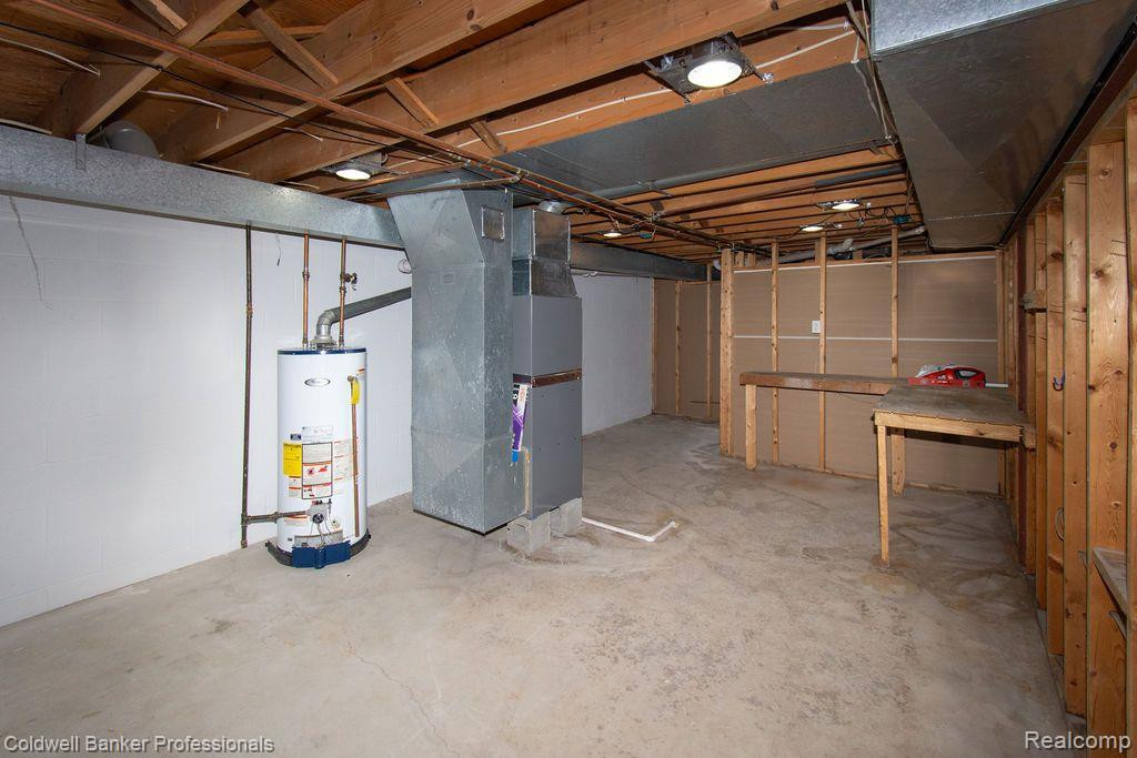7299 Potter Road, Flushing, MI 48433 — Photo 29