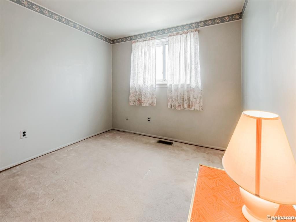 8059 COVENTRY Street, Westland, MI — Photo 10