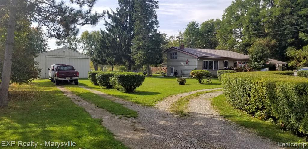 7693 SPARLING Road, Wales, MI — Photo 4